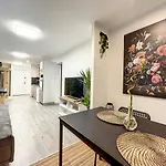 Eros Sauna Prive Massage *